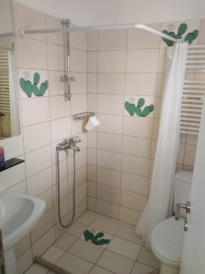 Apartment With 3 Rooms Just 1 Min From The Beach And Free Public Parking Peraía 外观 照片